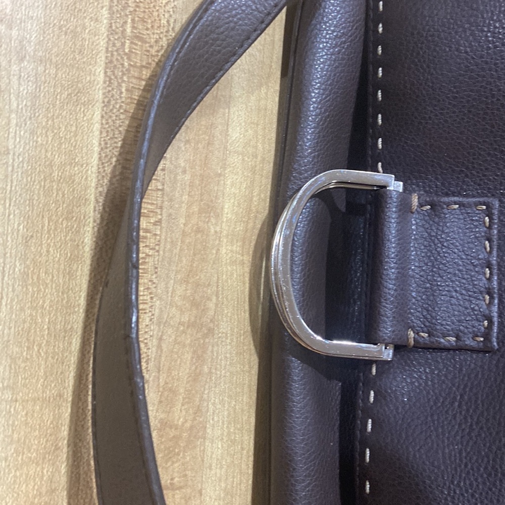 Purse - Picture 2 of 3